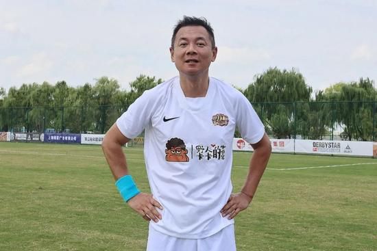 她是非知名演员辣目洋子，她终于当女一了 2022-04-23 《好像也没那么热血沸腾》魏翔王智于洋开杠互掐 2023-09-14 9月14日，由邢文雄编剧并担任监制，高虎​执导的电影《好像也没那么热血沸腾》发布打法“揍笑”了版预告，魏教练（魏翔 饰）与队员们回到仁爱之家目睹“大家长”乐光（王智 饰）与脸哥（于洋 饰）发生“争执 《谁说我们不会爱》将映 于宇昂与汪洋“相恋” 2014-01-29 都市浪漫爱情电影《谁说我们不会爱》将于2014年2月14日登陆全国院线。