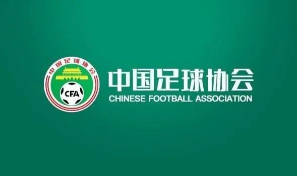 影片编剧、监制陈思诚，导演来牧宽、姚文逸，领衔主演张小斐，主演梅婷、陈雨锶、杨恩又，特别主演黄轩，特邀出演李庚希，特别出演 《恶意》曝“杀人记者”短片 张小斐血泪直面心魔 2025-07-11 悬疑犯罪话题电影《恶意》发布“杀人记者”后告片，记者叶攀（张小斐 饰）被指控是“杀人记者”，过去的“黑历史”被挖出，一时间甚嚣尘上。