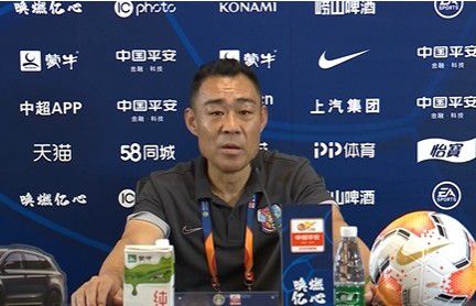 福山雅治新作挑战父亲角色 并冲击金棕榈大奖 2013-05-16 由是枝裕和导演、福山雅治主演的最新电影《成为父亲》将正式角逐第66届戛纳电影节最高奖项“金棕榈奖”。